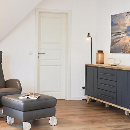 Ferienwohnung Mit Meerblick Grimmershoernbucht クックスハーフェン エクステリア 写真